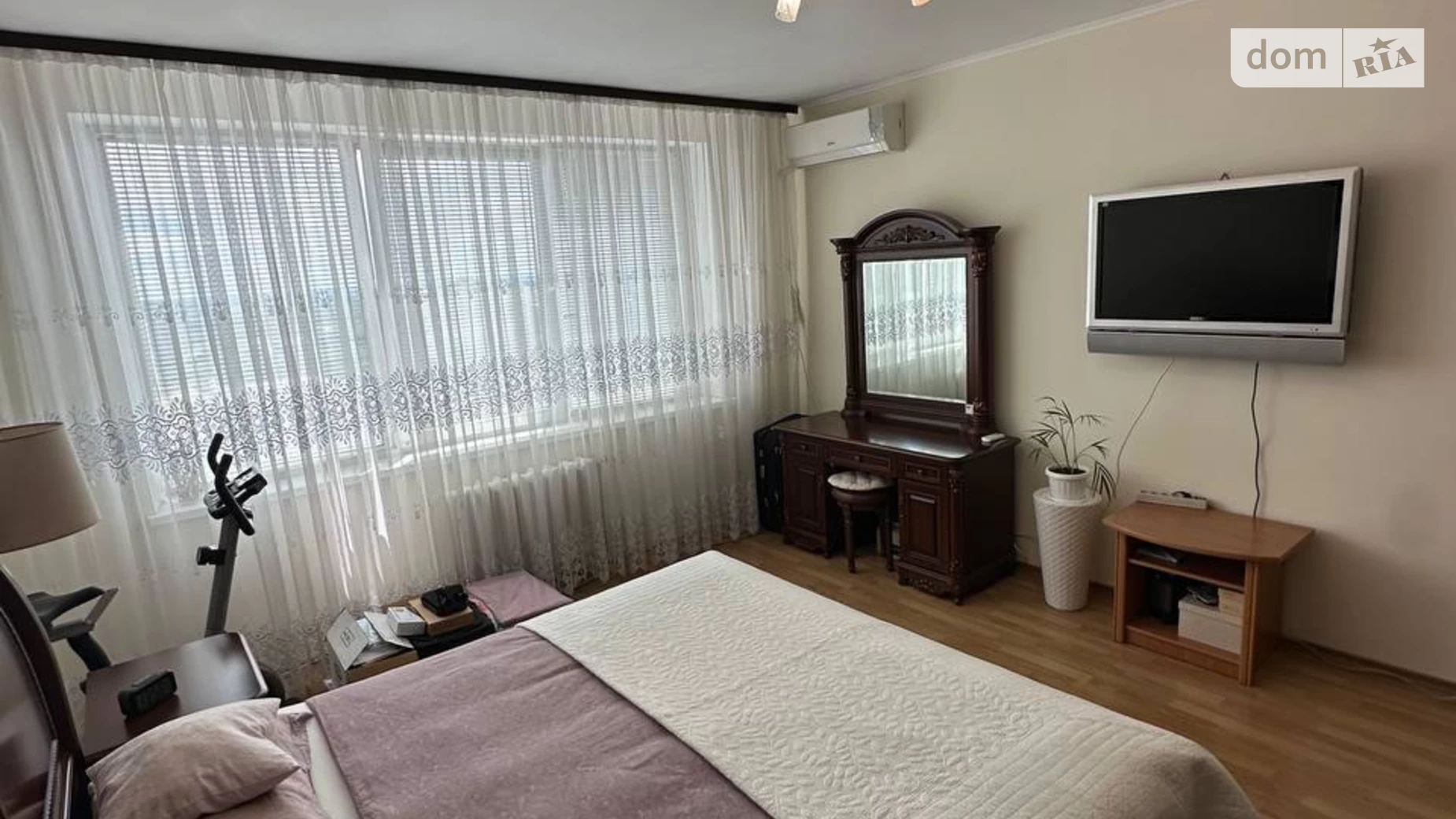 Продается 1-комнатная квартира 54 кв. м в Киеве, ул. Гришко Михаила, 9 - фото 4