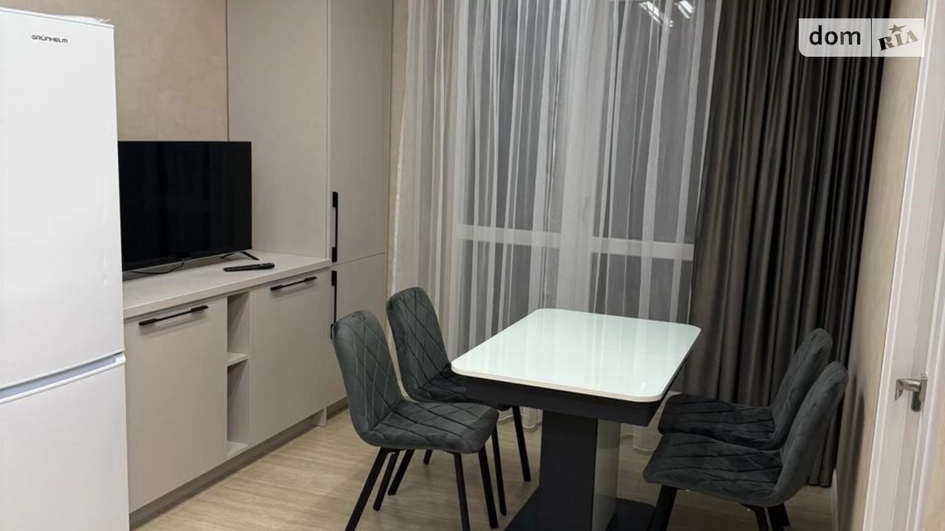 вул. Тлехаса Ужгород West Towers - фото 2
