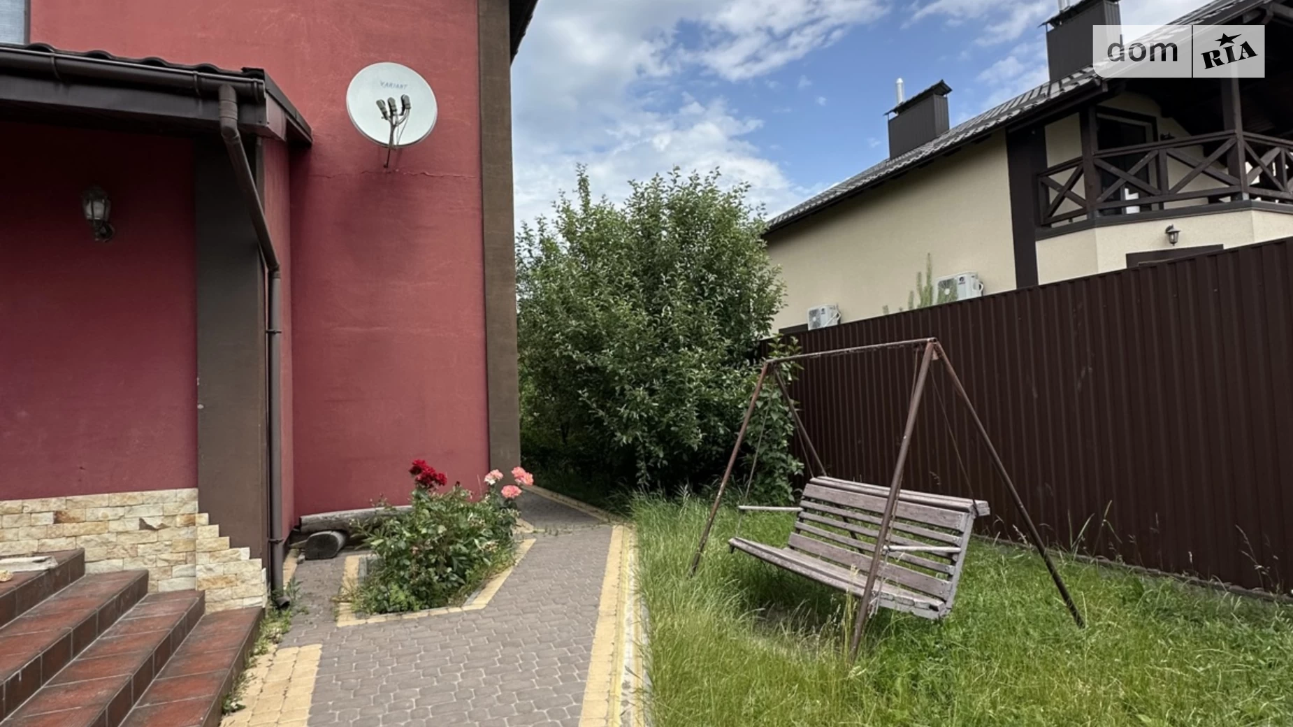 Продается дом на 2 этажа 213 кв. м с гаражом, цена: 179000 $ - фото 2