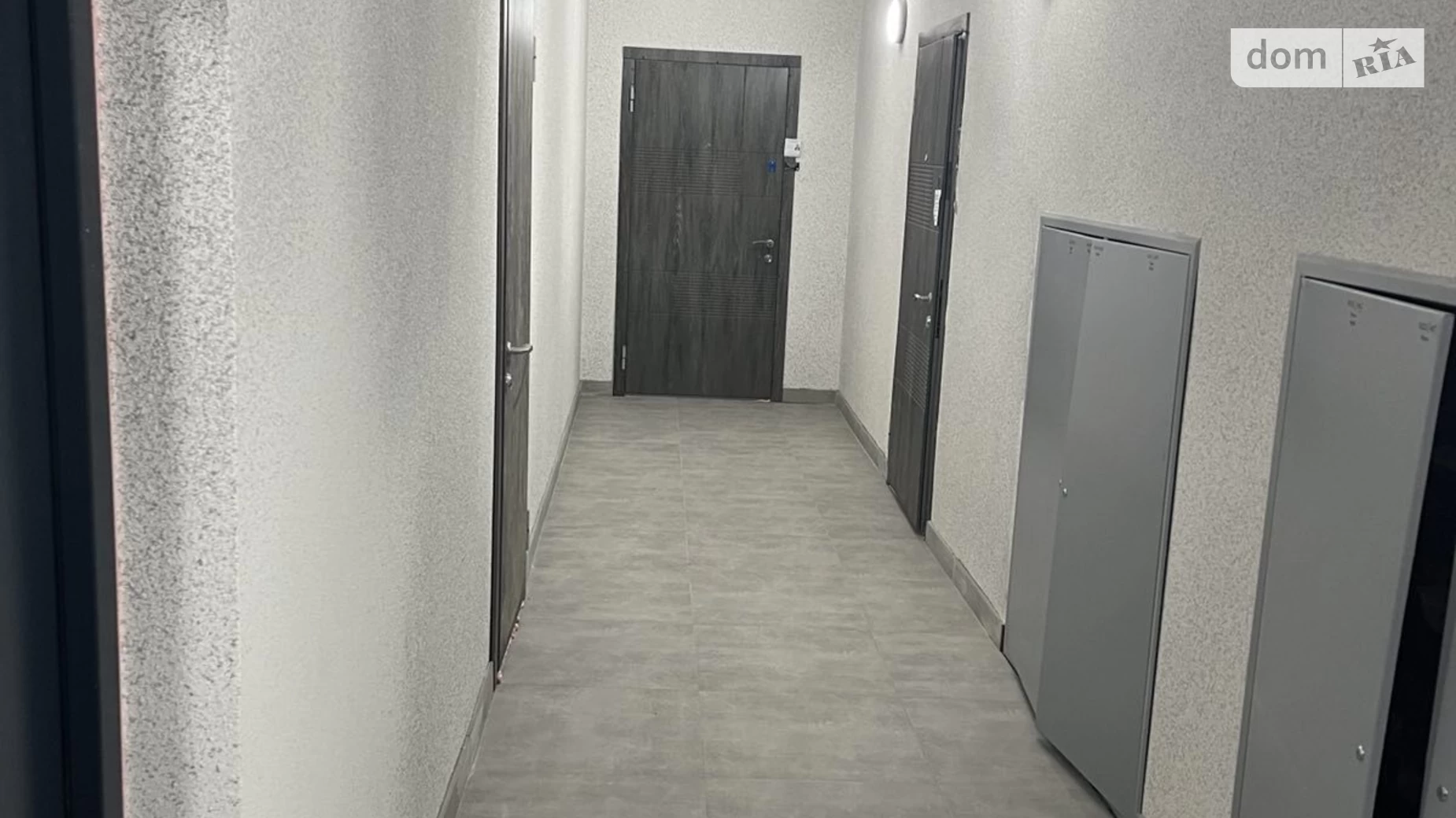 Продается 1-комнатная квартира 43.4 кв. м в Львове, ул. Железнодорожная - фото 2