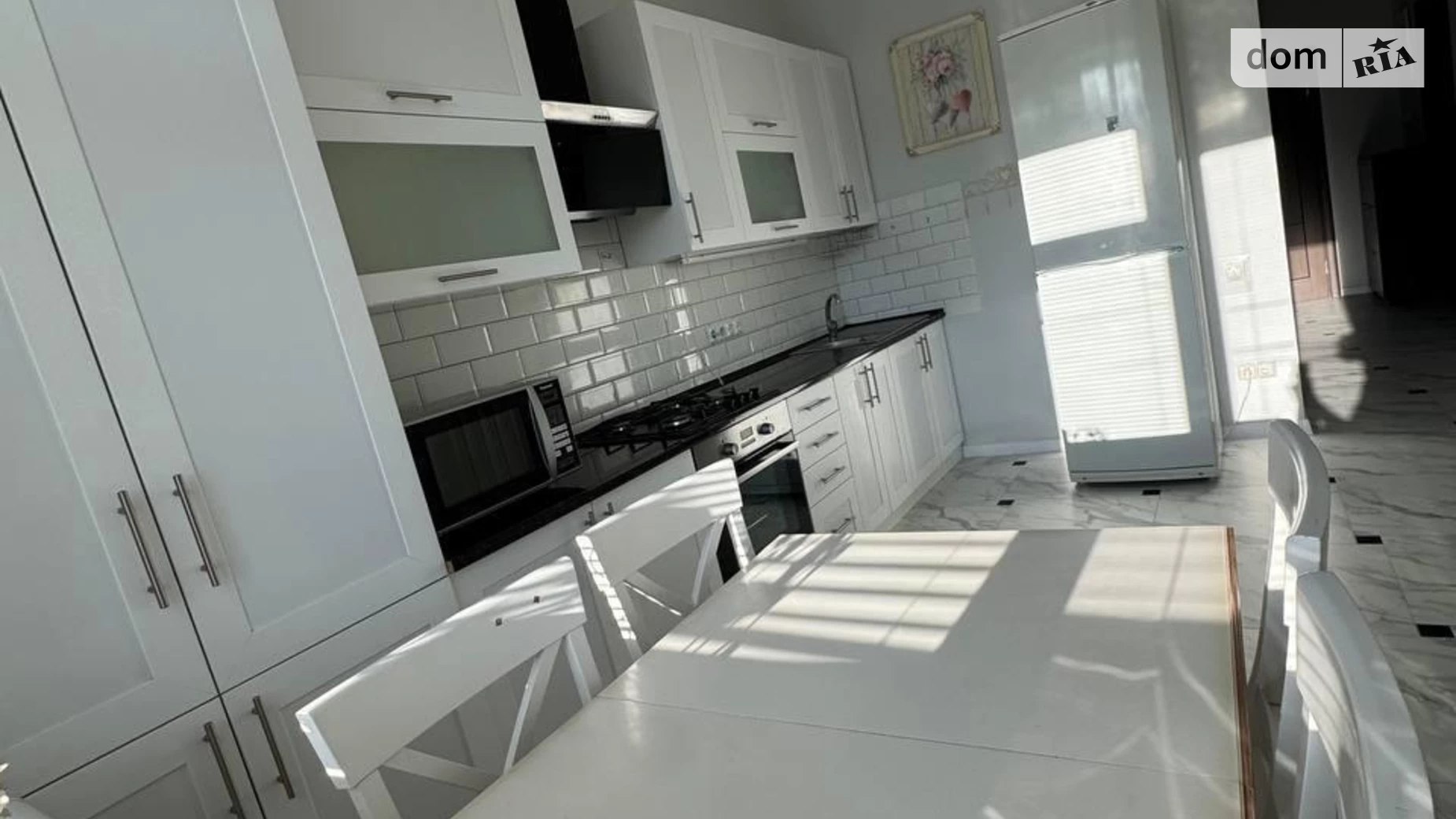 Сдается в аренду 2-комнатная квартира 65 кв. м в Львове, ул. Турянского, 27 - фото 4
