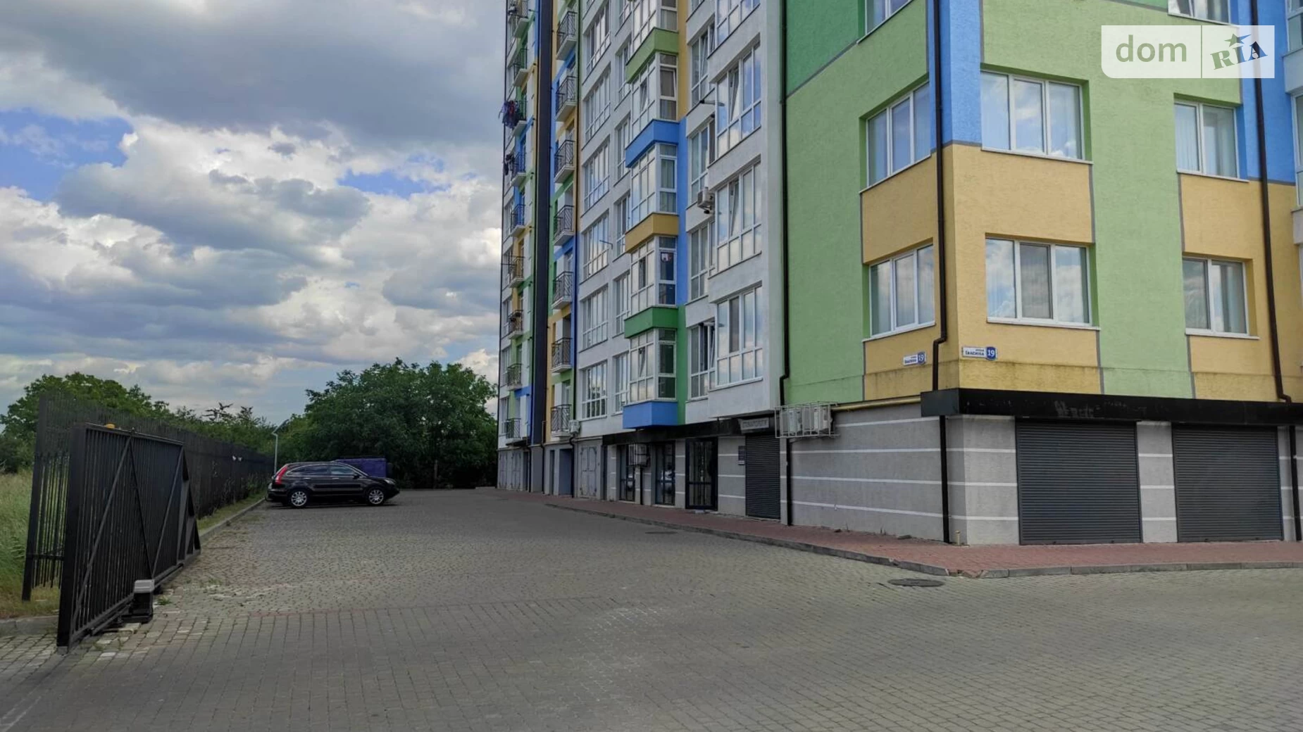 Продається 2-кімнатна квартира 80 кв. м у Івано-Франківську, вул. Івасюка, 19 - фото 2