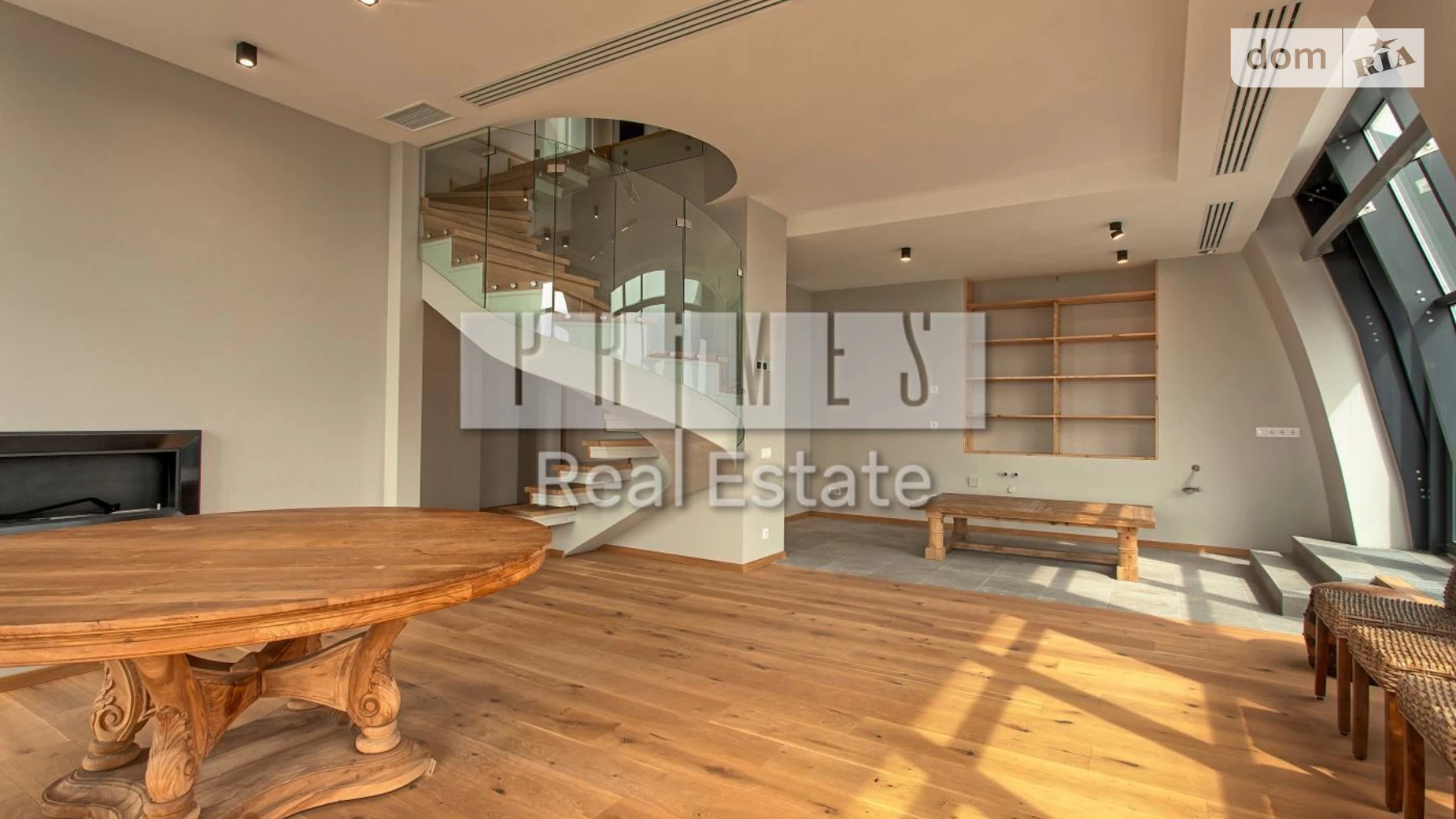 Сдается в аренду офис 207 кв. м в бизнес-центре, цена: 2500 $ - фото 2