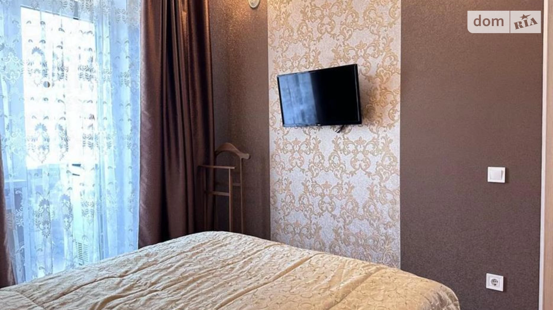 Продається 1-кімнатна квартира 47 кв. м у Києві, вул. Ованеса Туманяна, 1А - фото 2