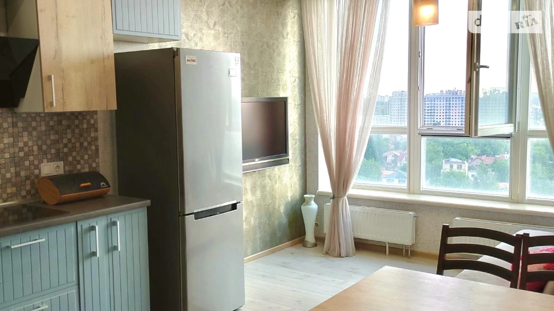 Продається 1-кімнатна квартира 56.2 кв. м у Одесі, вул. Новоберегова - фото 3