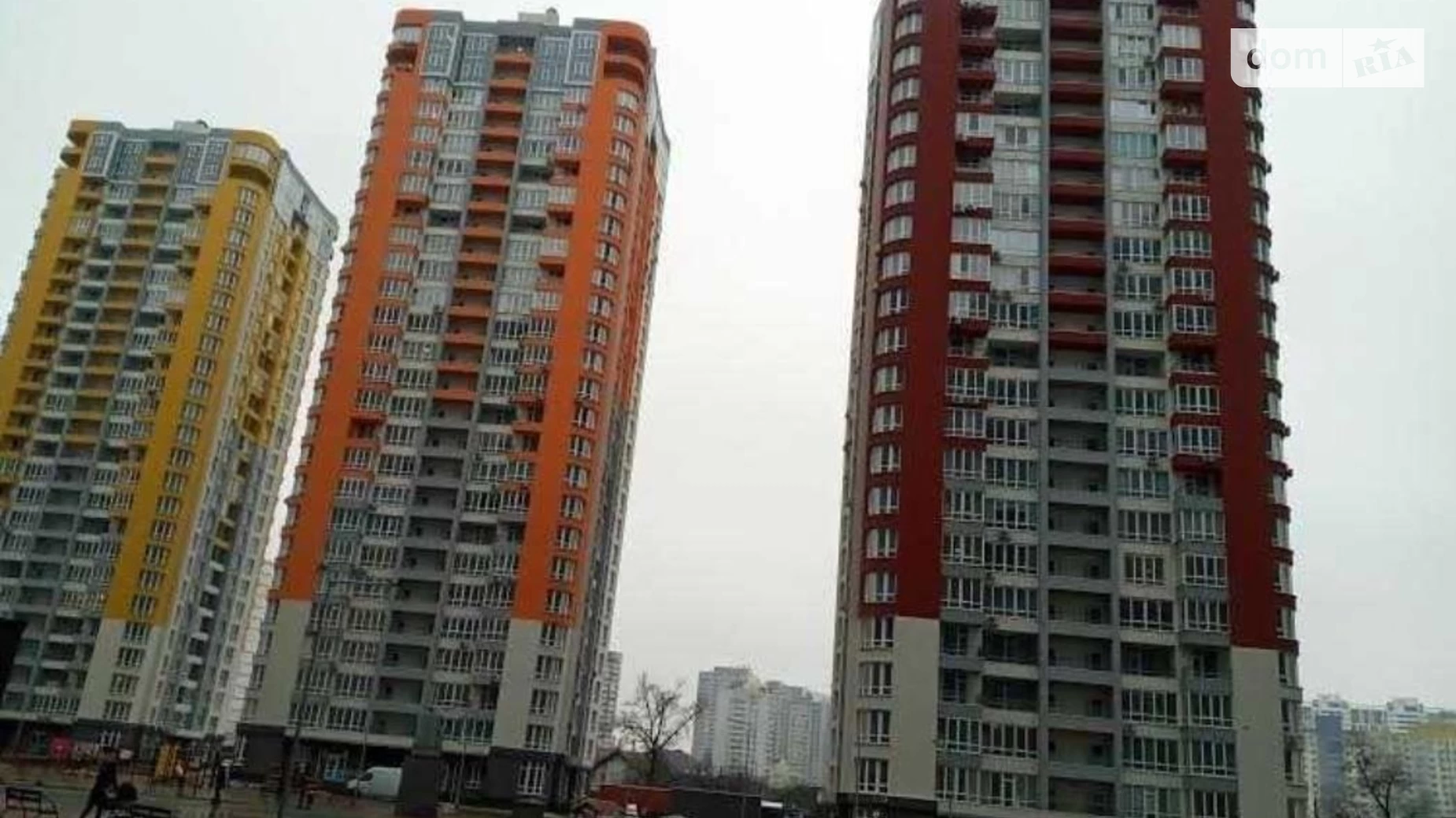 Продается 3-комнатная квартира 80 кв. м в Киеве, ул. Каховская, 56 - фото 2