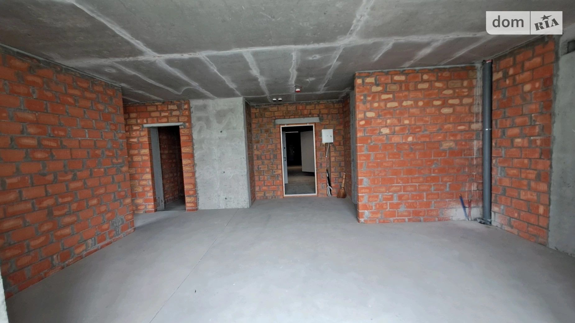 Продается 2-комнатная квартира 96 кв. м в Киеве, ул. Евгения Маланюка(Сагайдака), 101 - фото 2