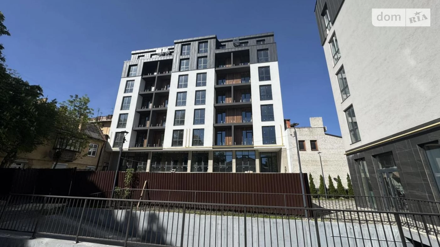 Продається 2-кімнатна квартира 65 кв. м у Львові, вул. Юрія Руфа(Некрасова), 45 - фото 2