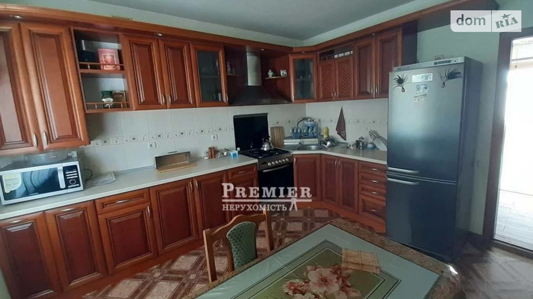 Продается 4-комнатная квартира 105 кв. м в Фонтанке - фото 2