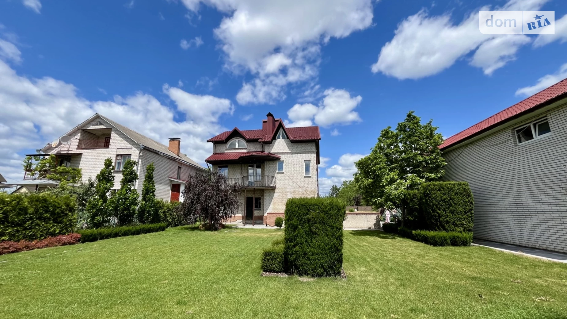Продается дом на 3 этажа 286 кв. м с террасой, цена: 175000 $ - фото 2