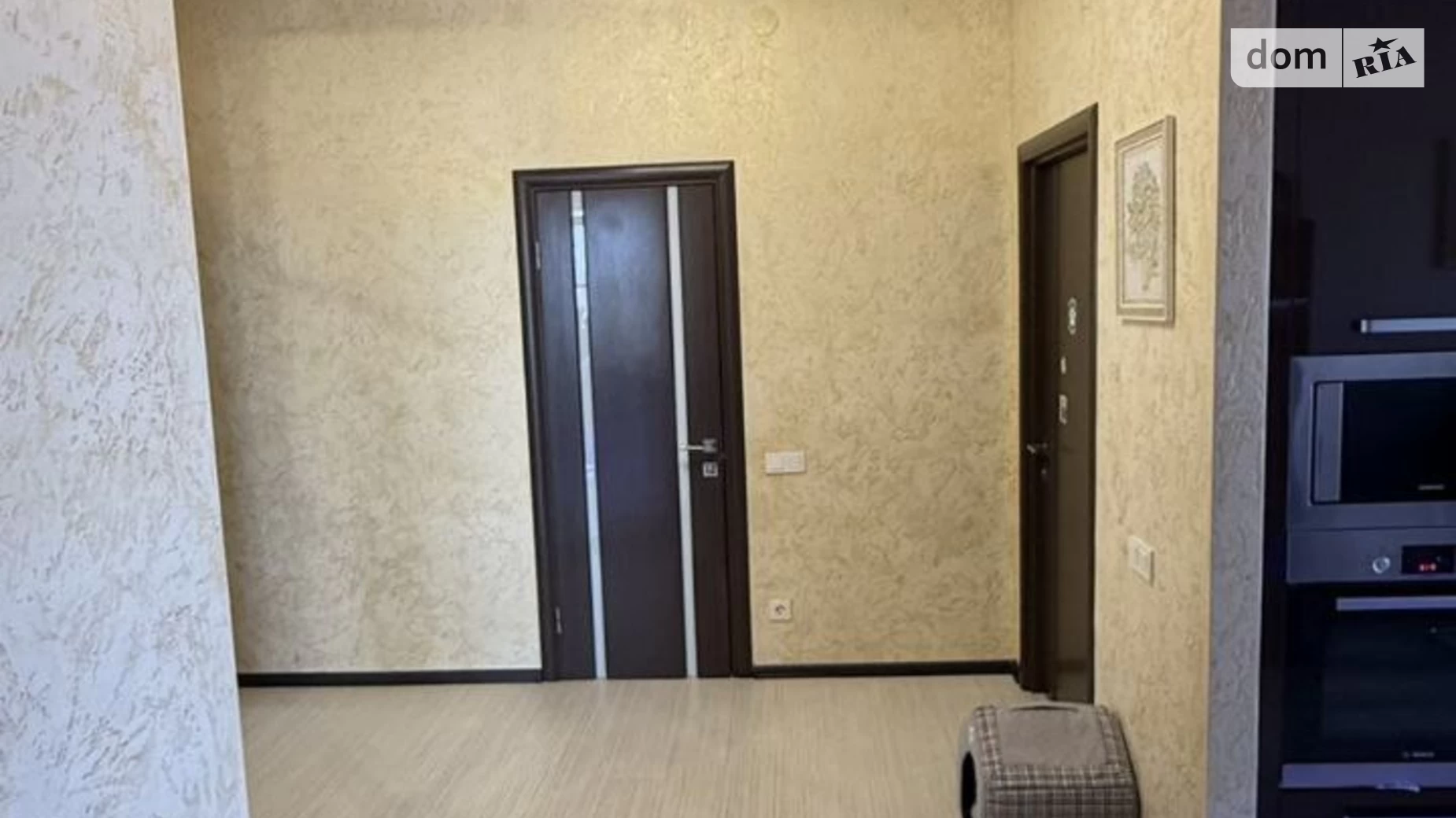 Продається 2-кімнатна квартира 74.2 кв. м у Одесі, вул. Академіка Корольова, 5/4 - фото 3