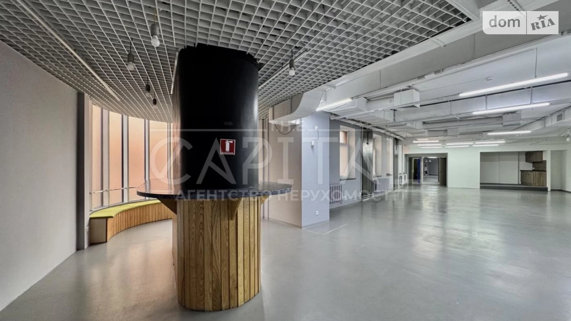 Сдается в аренду офис 412 кв. м в бизнес-центре, цена: 8250 $ - фото 5