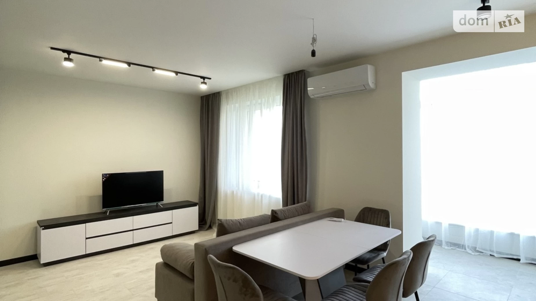 Сдается в аренду 1-комнатная квартира 50 кв. м в, цена: 380 $ - фото 4