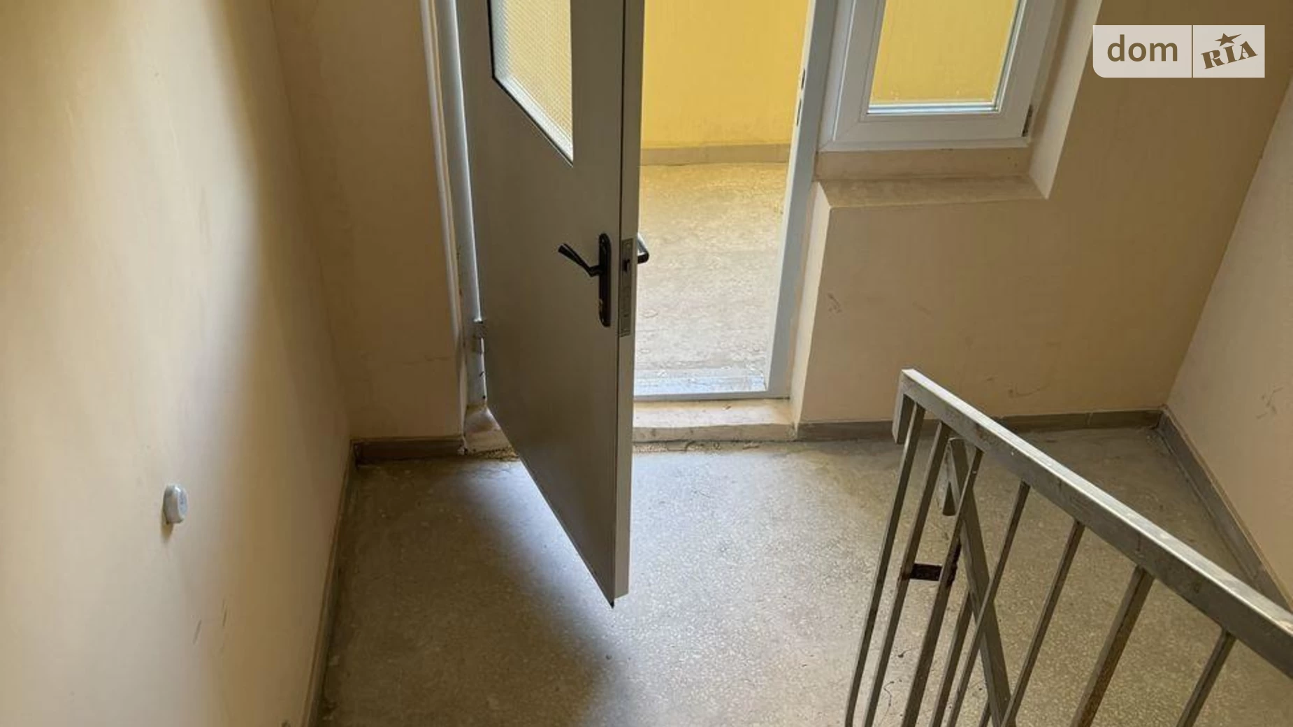 Продається 2-кімнатна квартира 65 кв. м у Києві, просп. Академіка Глушкова, 6 - фото 2