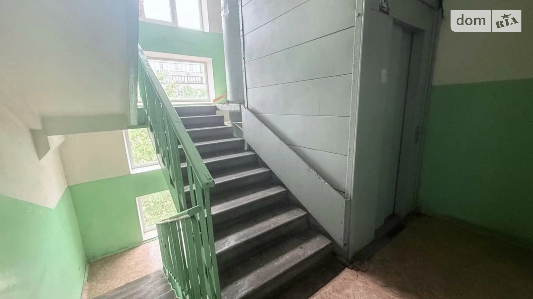 Продається 1-кімнатна квартира 35 кв. м у Києві, вул. Ентузіастів, 30 - фото 2