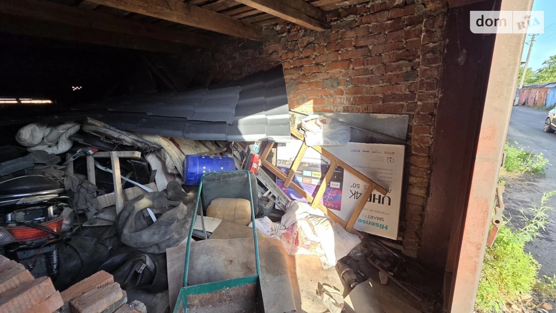 Продается место в гаражном кооперативе под легковое авто на 22 кв. м, цена: 3400 $ - фото 2