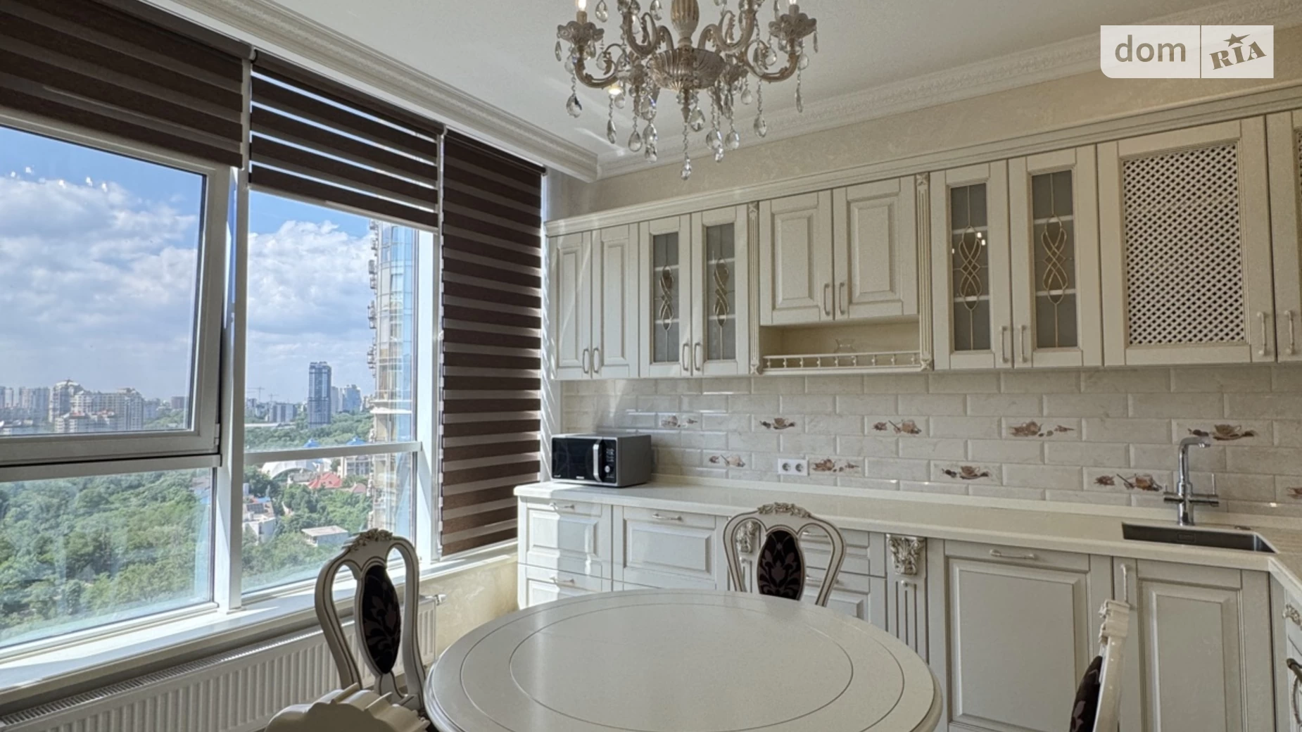 Продается 3-комнатная квартира 105 кв. м в Одессе, бул. Французский, 60А - фото 2