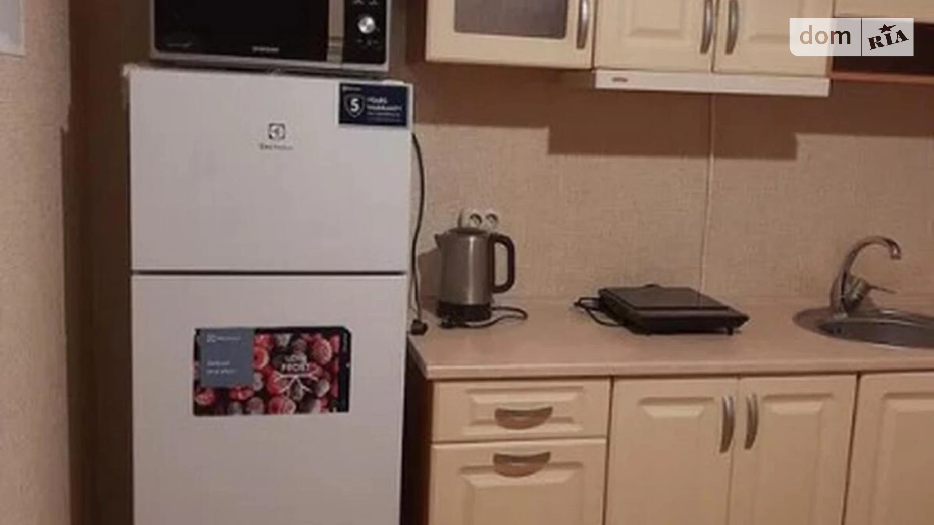 Продается 1-комнатная квартира 51 кв. м в Киеве, ул. Драгоманова, 2А - фото 3