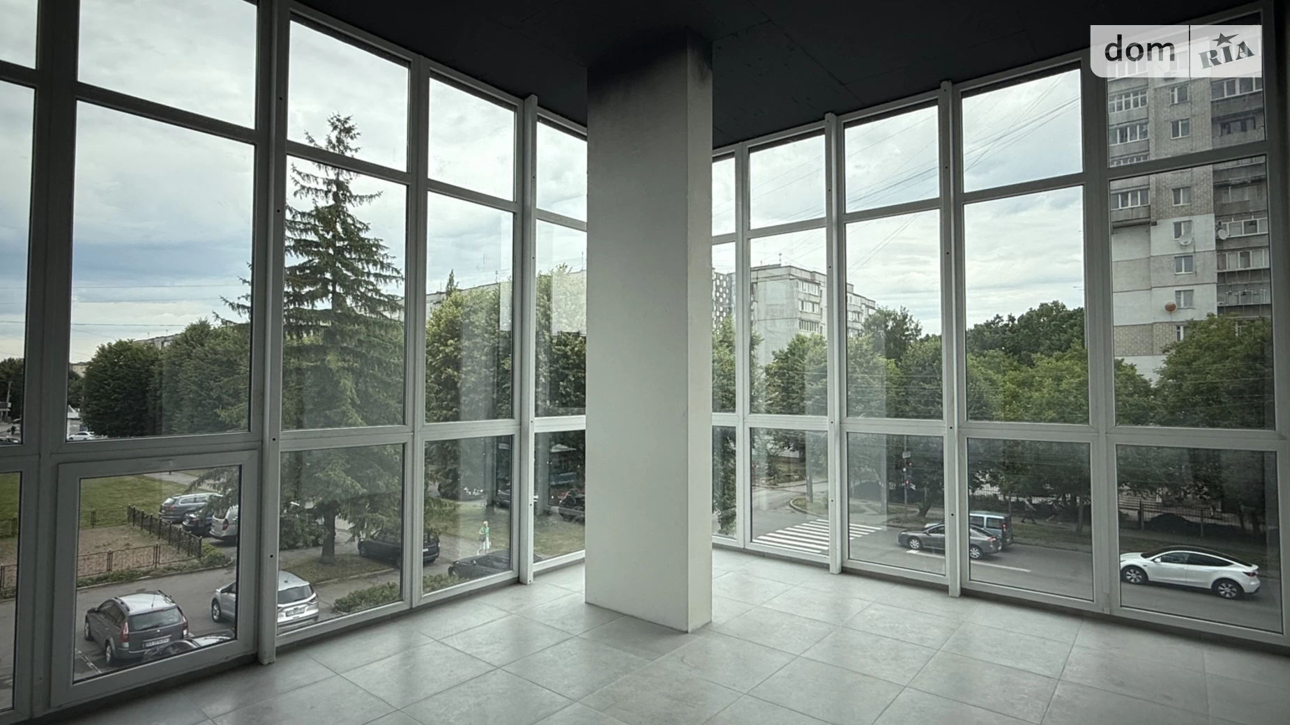 Сдается в аренду офис 37 кв. м в бизнес-центре, цена: 400 $ - фото 5