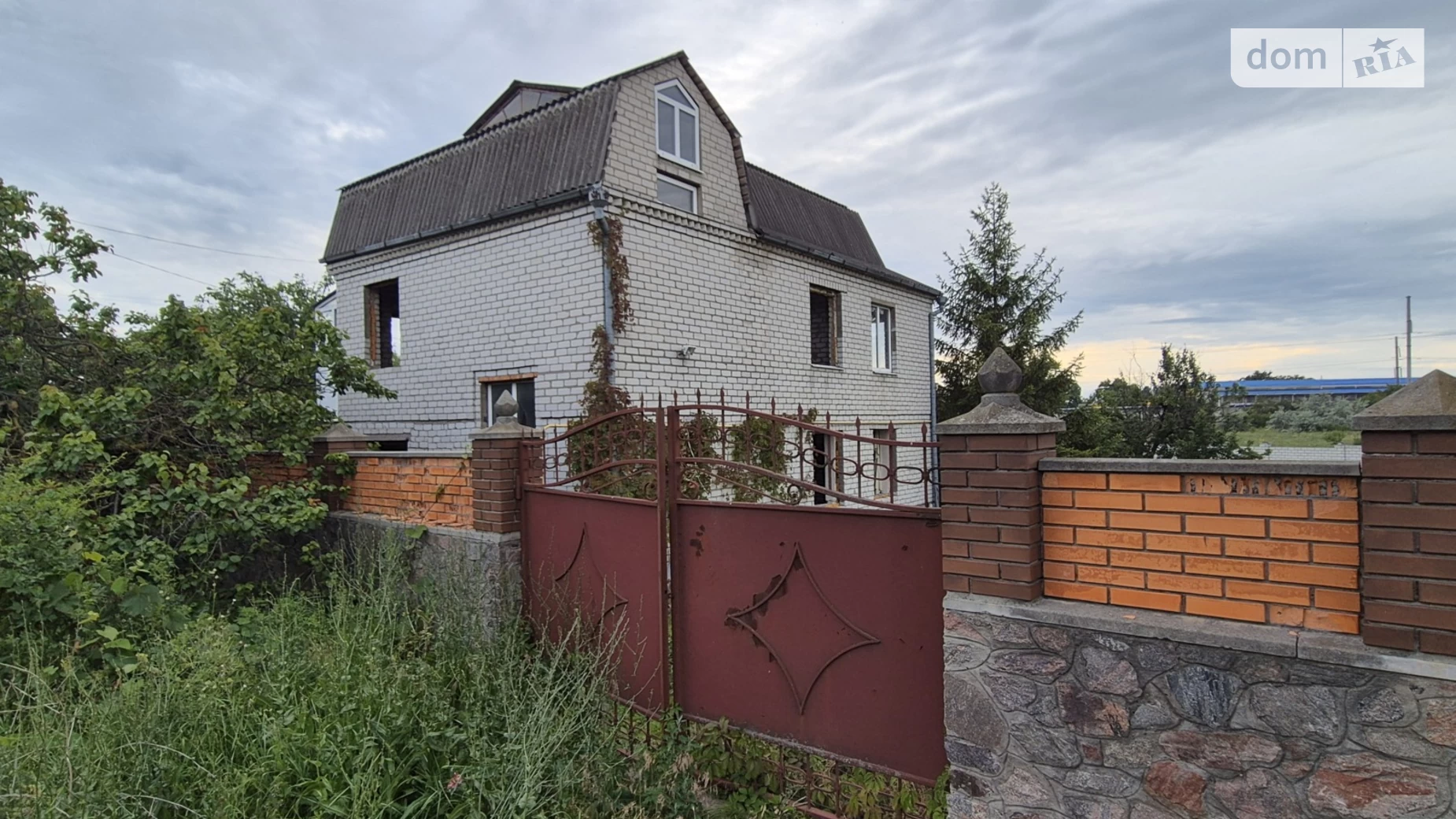 Продается дом на 2 этажа 145 кв. м с гаражом, цена: 17000 $ - фото 3