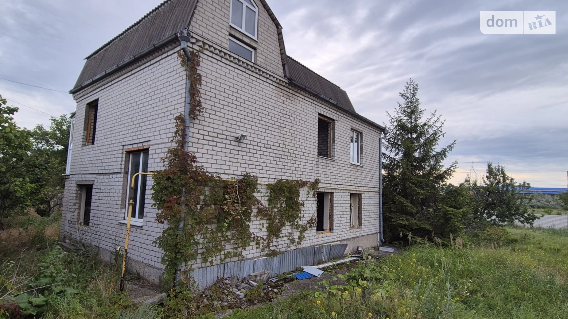 Продается дом на 2 этажа 145 кв. м с гаражом, цена: 17000 $ - фото 2