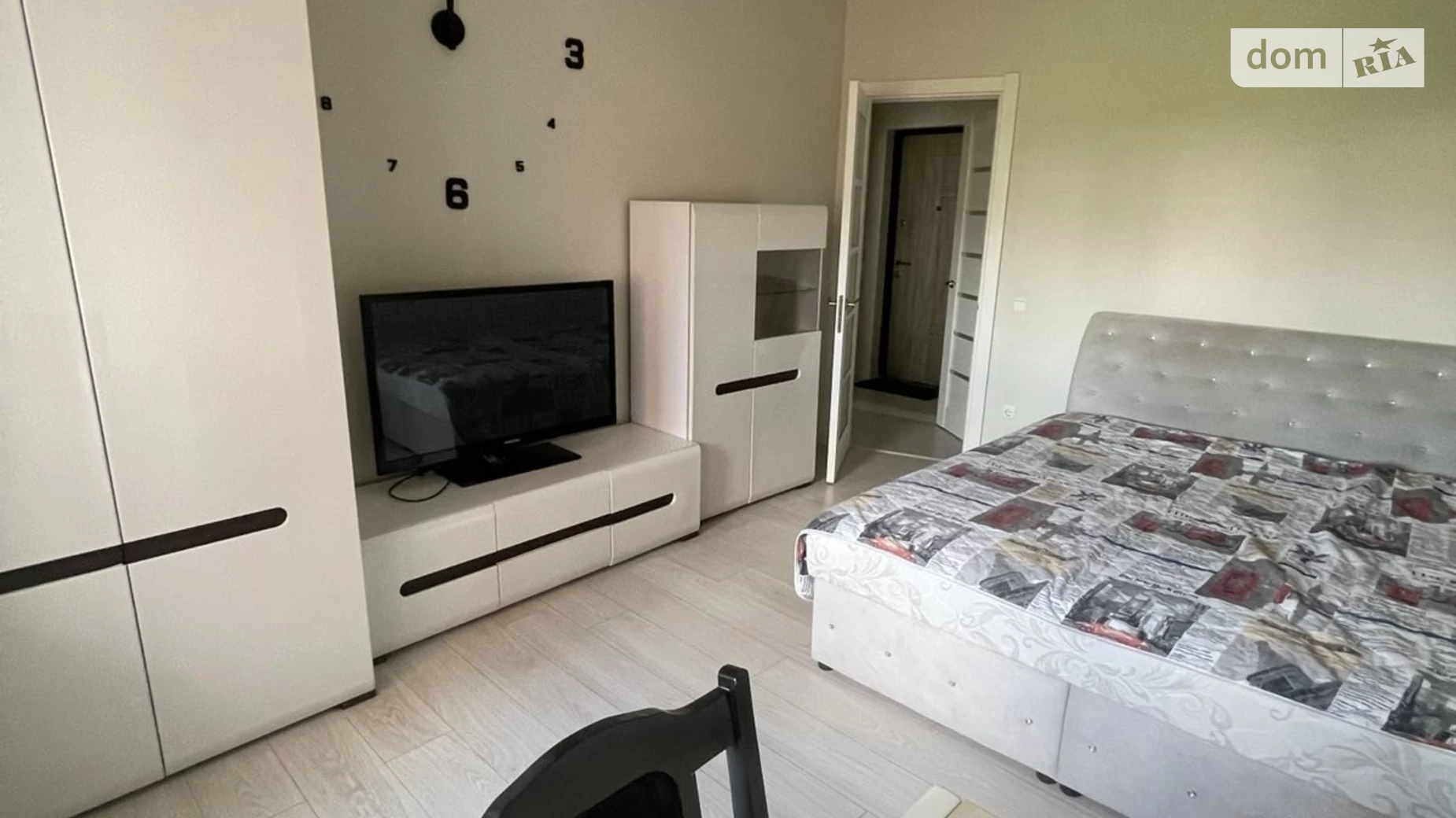 Продается 1-комнатная квартира 40.4 кв. м в Черновцах - фото 3