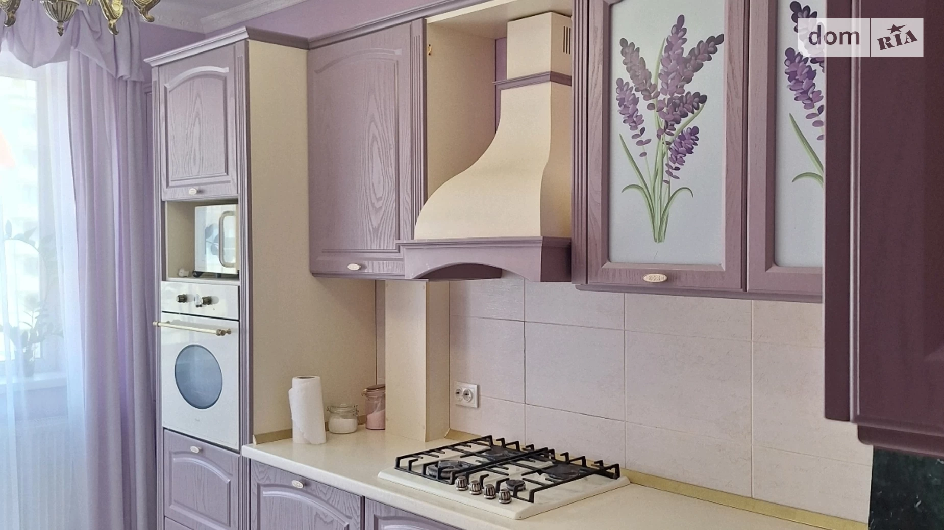 Продается 3-комнатная квартира 100 кв. м в Ужгороде, ул. Хиры Александра, 9 - фото 2