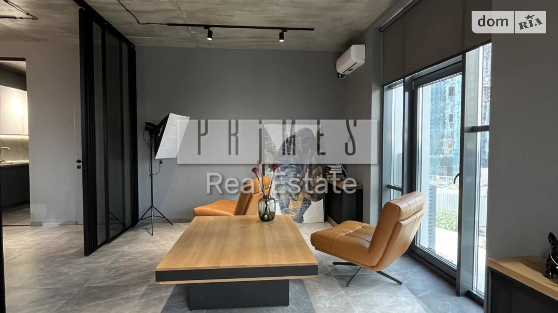 Сдается в аренду офис 108 кв. м в бизнес-центре, цена: 2800 $ - фото 2