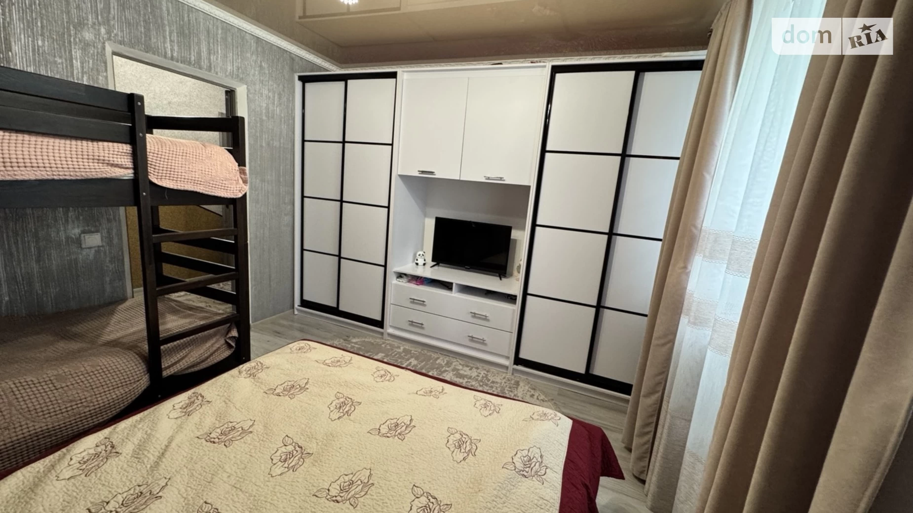 Продається 2-кімнатна квартира 53.8 кв. м у Чорткові, вул. Коновальця, 8 - фото 2