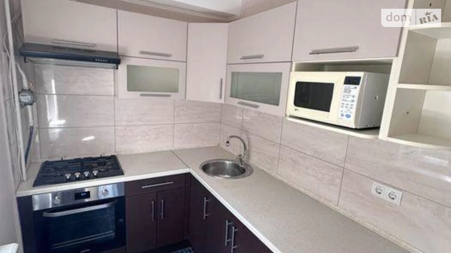 Продается 2-комнатная квартира 46 кв. м в Киеве, ул. Литвиненко-Вольгемут, 1Б - фото 3
