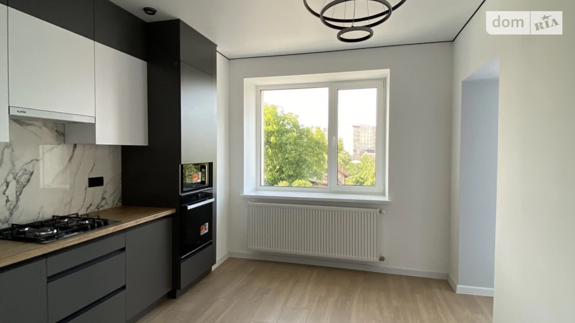 Продается 1-комнатная квартира 43.1 кв. м в Ивано-Франковске, ул. Мира, 100А - фото 4