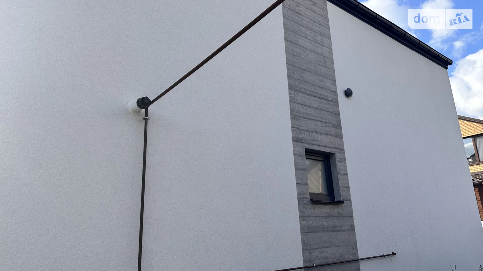 Продается дом на 2 этажа 120 кв. м с бассейном, цена: 95000 $ - фото 2