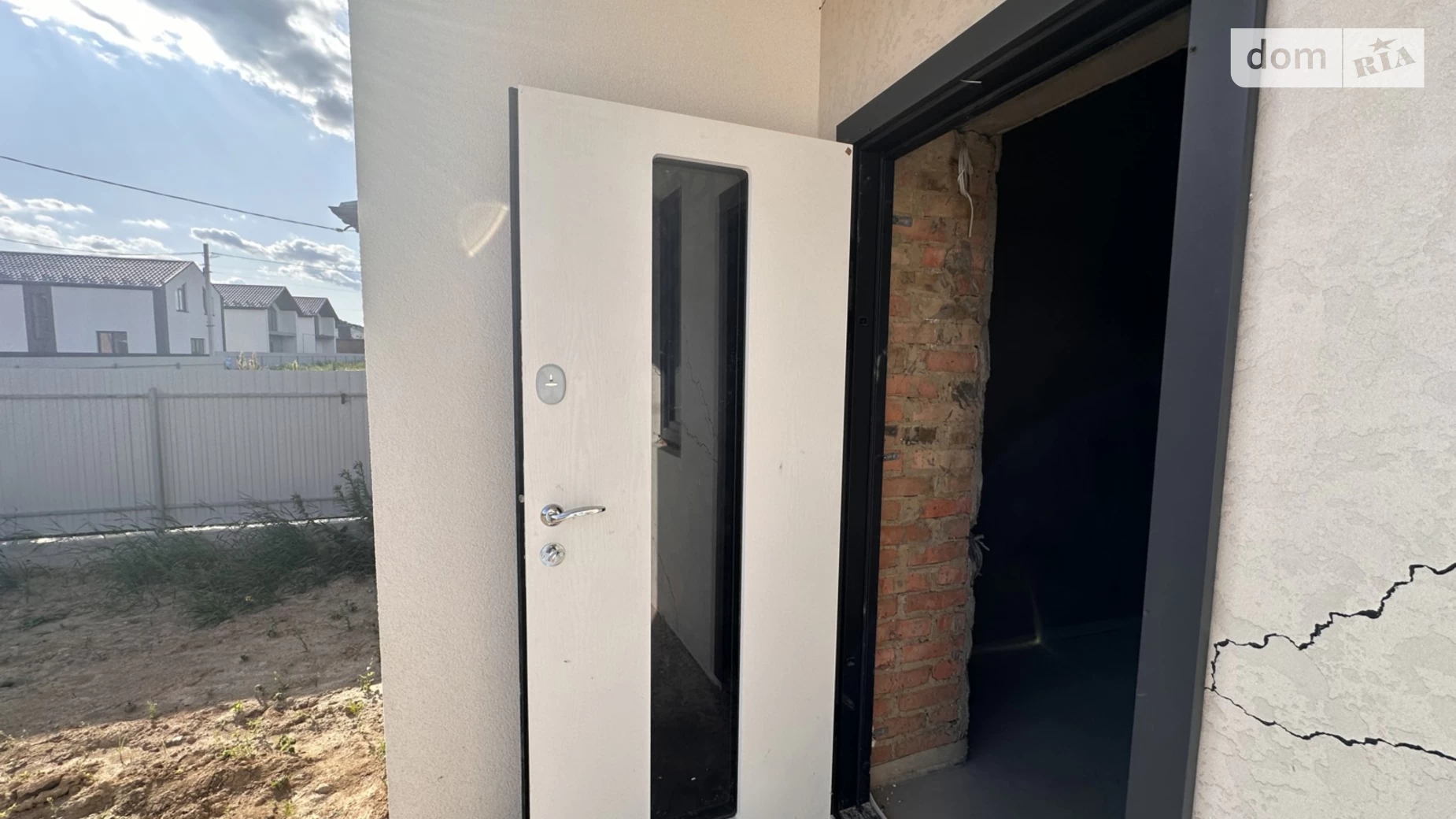 Продается дом на 2 этажа 120 кв. м с бассейном, цена: 95000 $ - фото 4