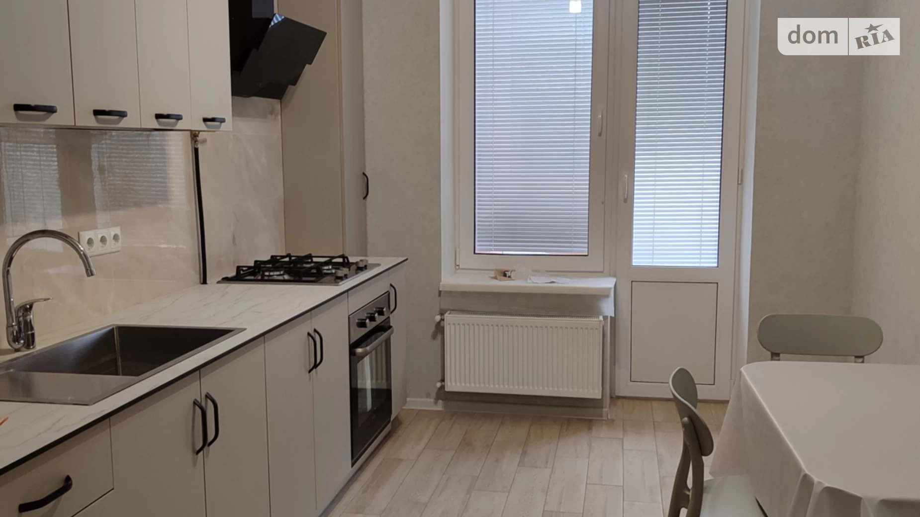 Сдается в аренду 1-комнатная квартира 47 кв. м в Киеве, ул. Радистов - фото 2