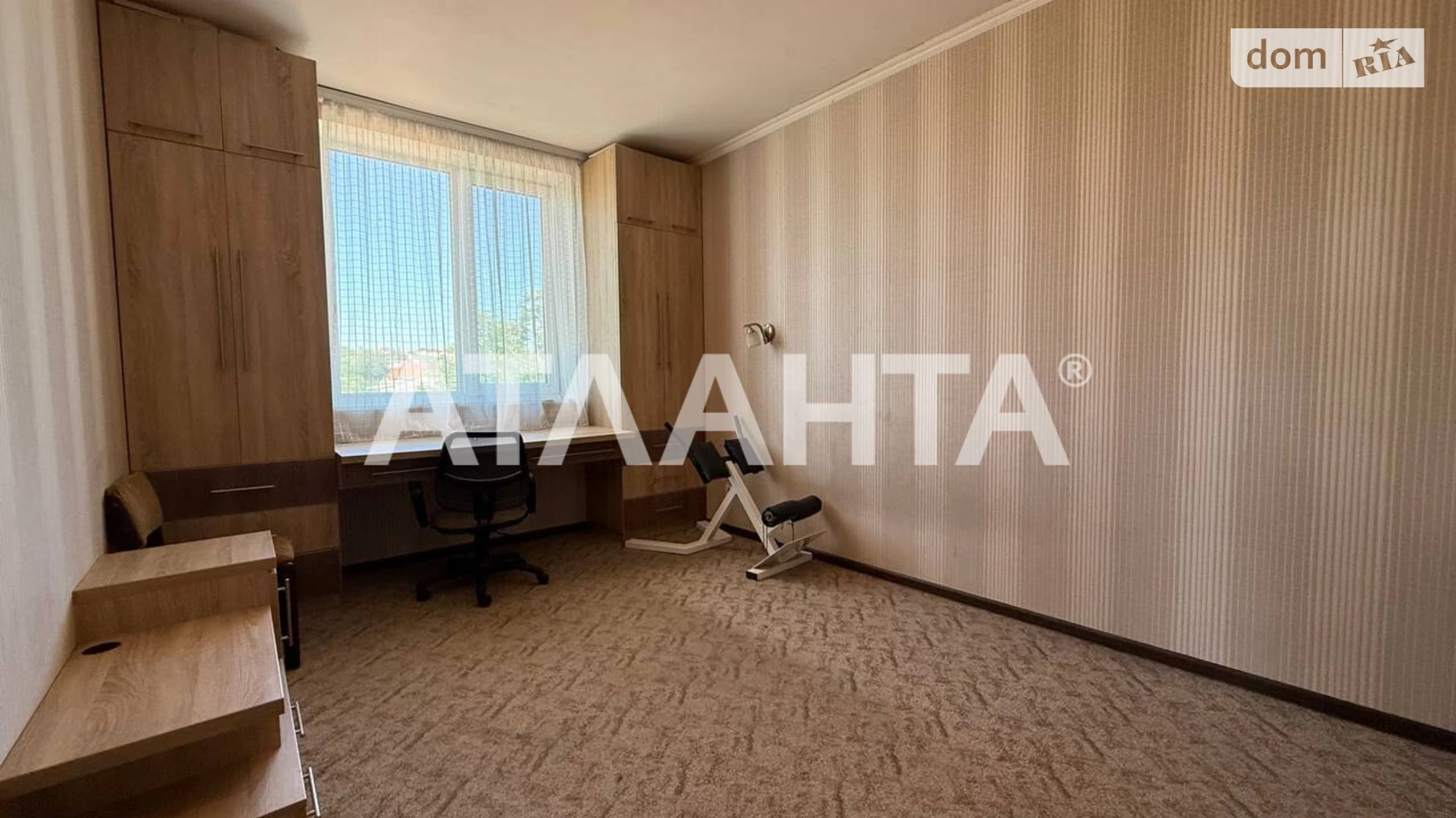 Продается дом на 2 этажа 167 кв. м с беседкой, цена: 130000 $ - фото 4