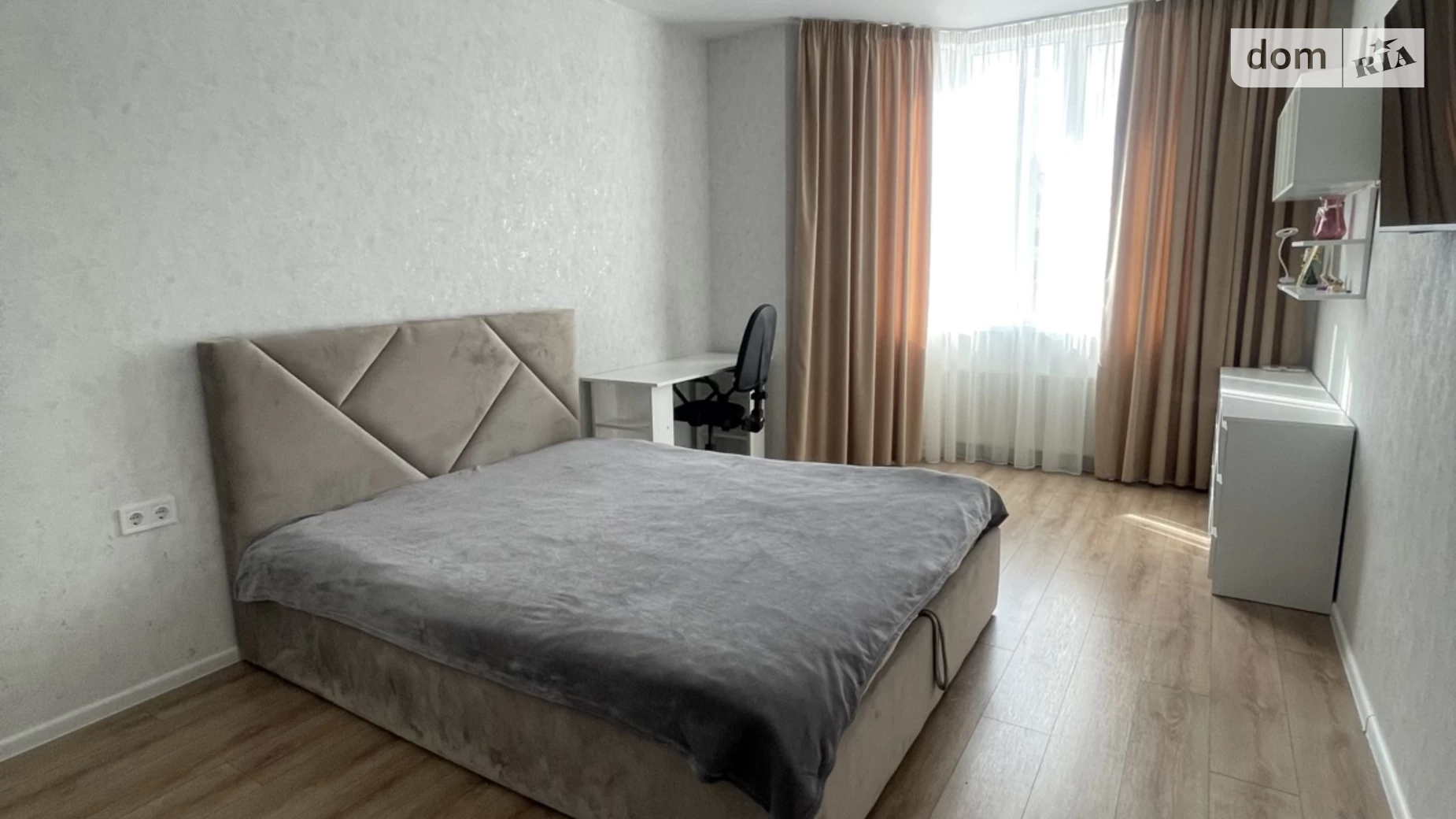 Продається 3-кімнатна квартира 74 кв. м у Софіївській Борщагівці, вул. Клубна, 10 - фото 3