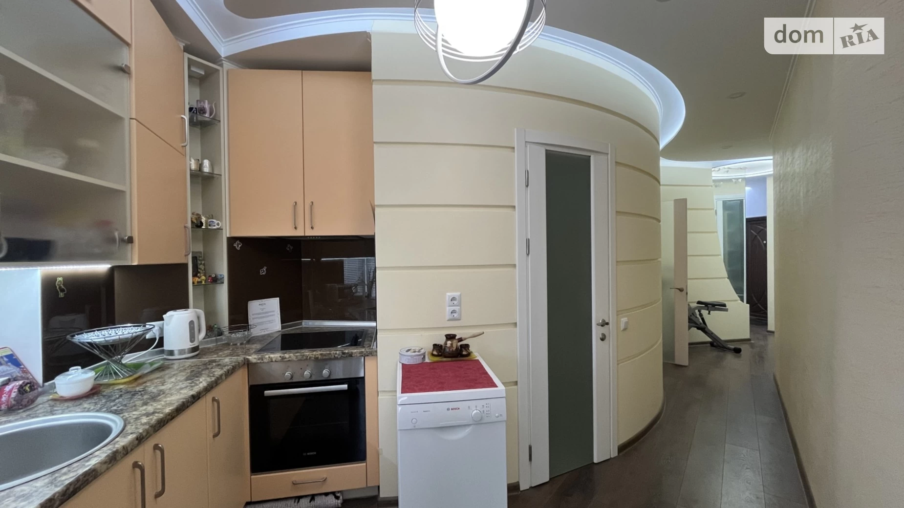 Продается 1-комнатная квартира 40 кв. м в Лиманке, мас. Радужный - фото 4