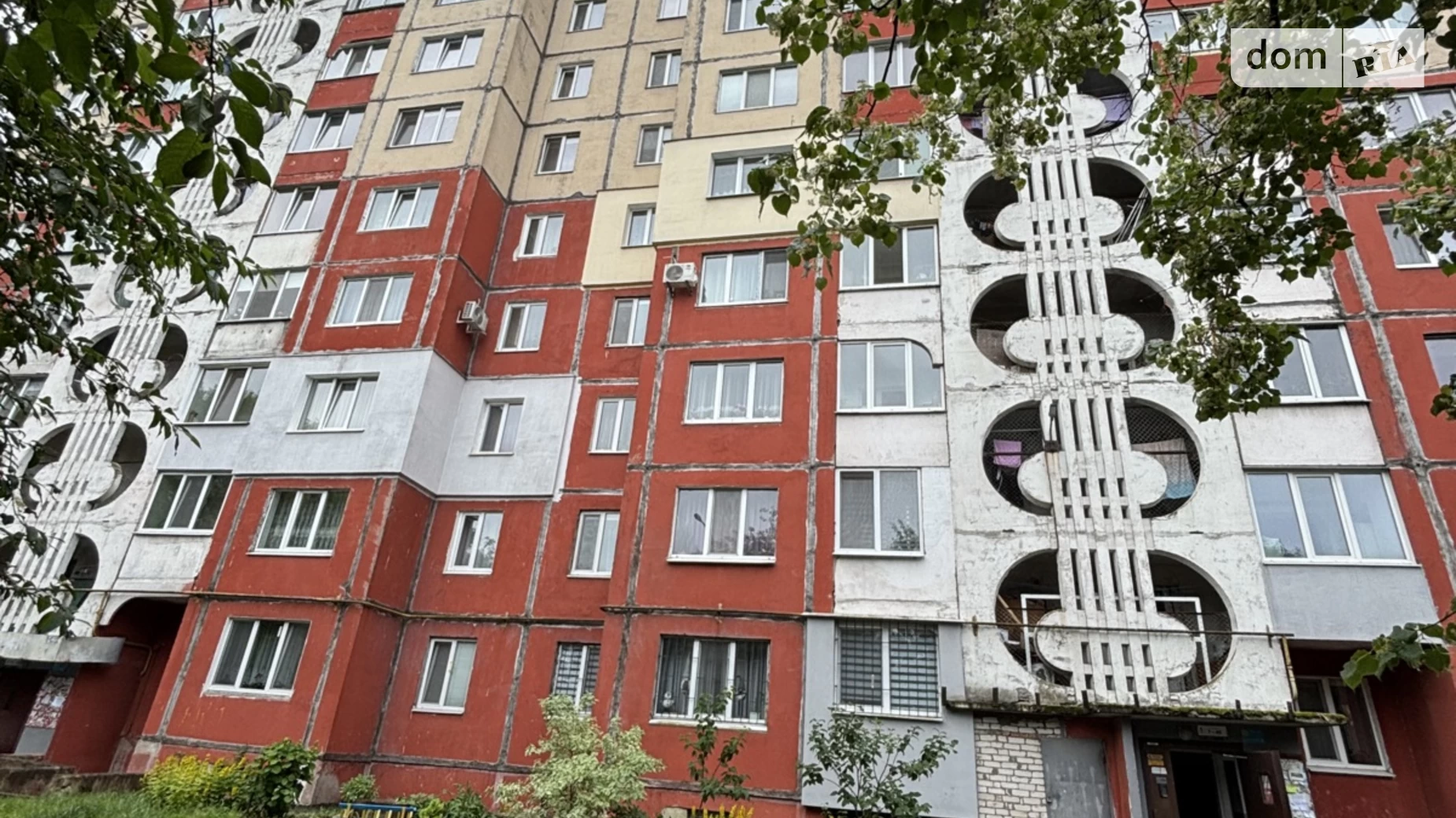 Продается 3-комнатная квартира 65.1 кв. м в Ровно, цена: 44999 $ - фото 2