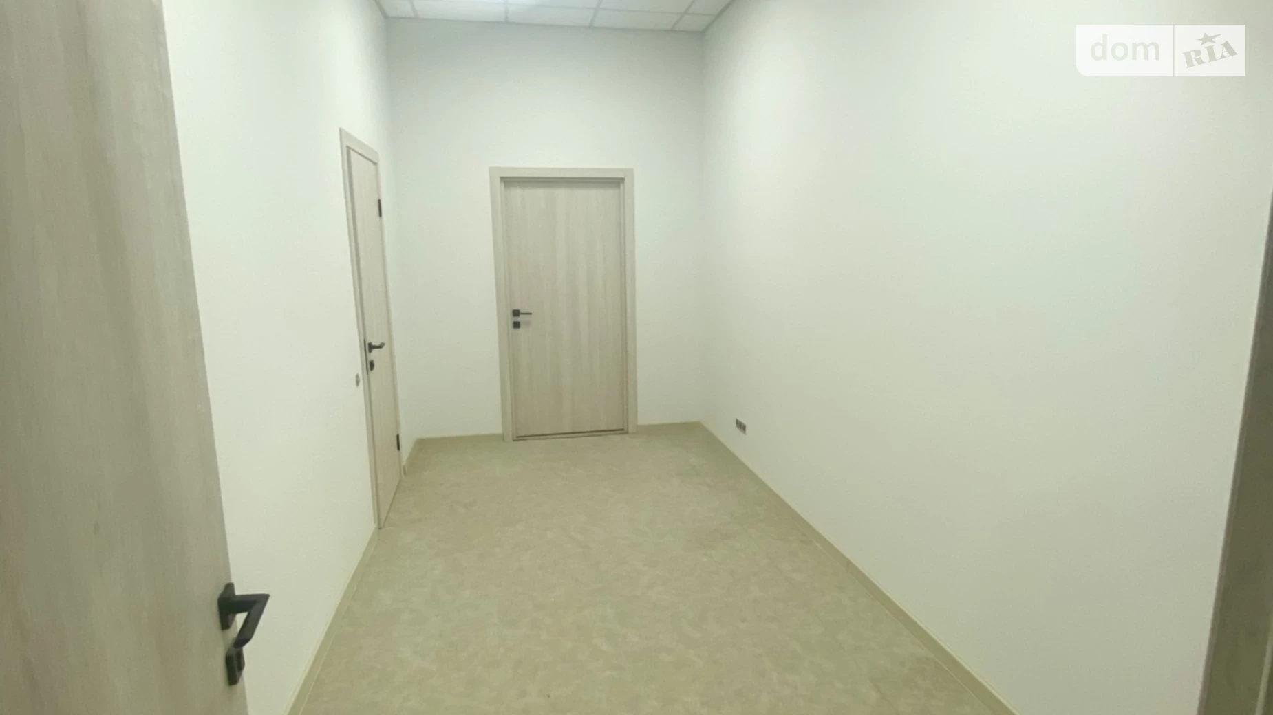Сдается в аренду офис 58.7 кв. м в бизнес-центре, цена: 26500 грн - фото 4
