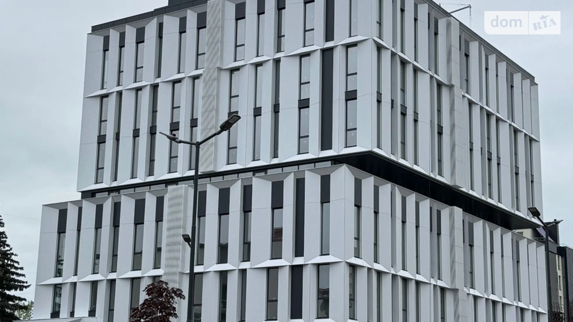 Продається 2-кімнатна квартира 62.6 кв. м у Львові, вул. Угорська - фото 3