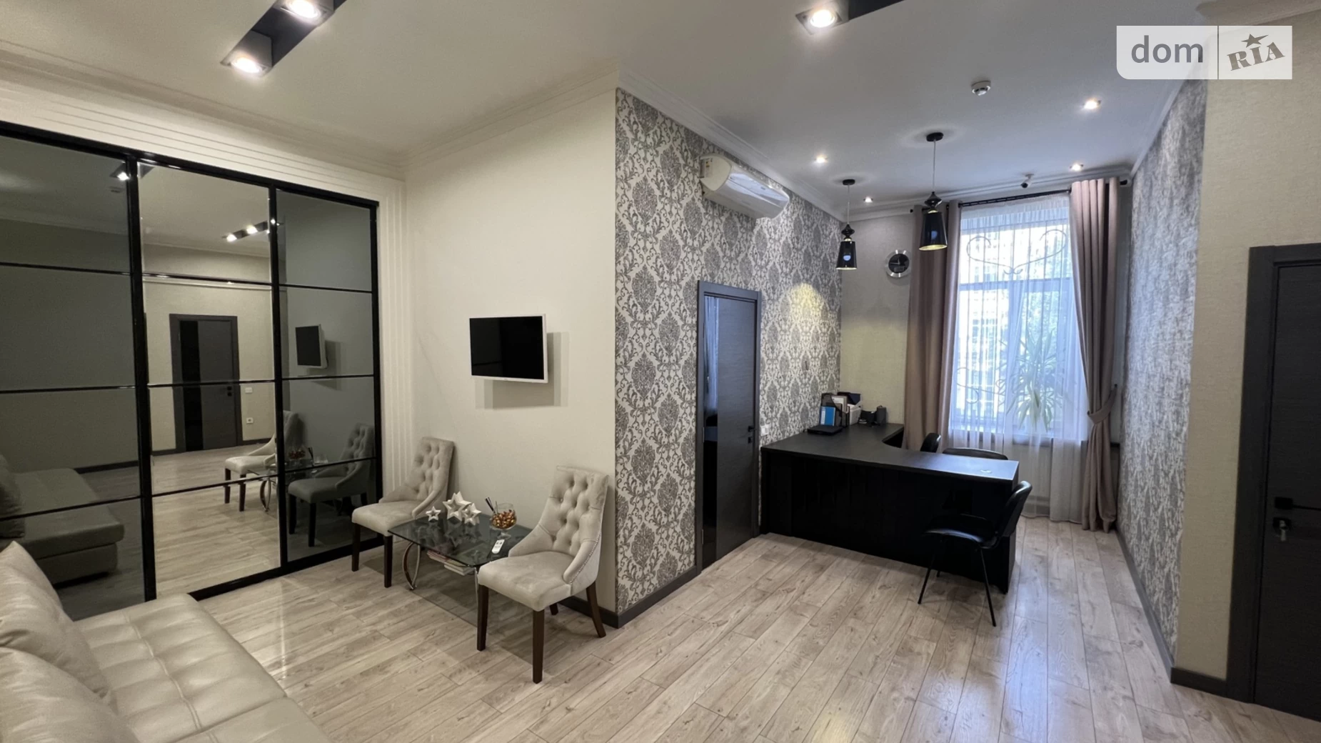 Продається офіс 52.4 кв. м в бізнес-центрі, цена: 140000 $ - фото 2