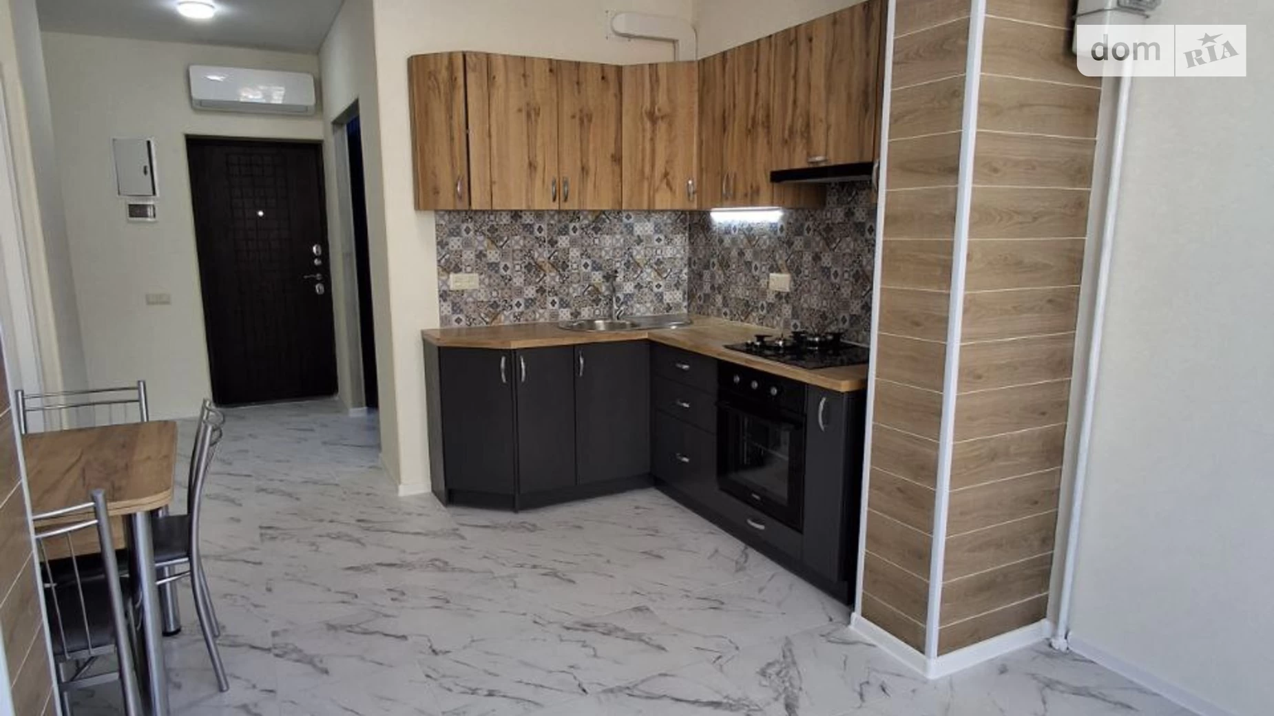 Продается 1-комнатная квартира 41 кв. м в Одессе, ул. Строительная, 48А - фото 2