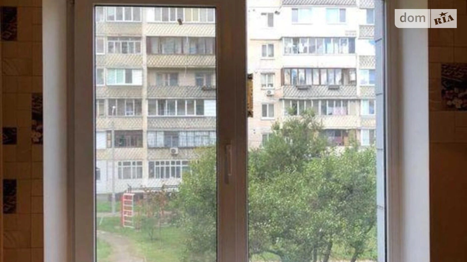 Продается 1-комнатная квартира 27 кв. м в Киеве, просп. Николая  Бажана, 9В - фото 2