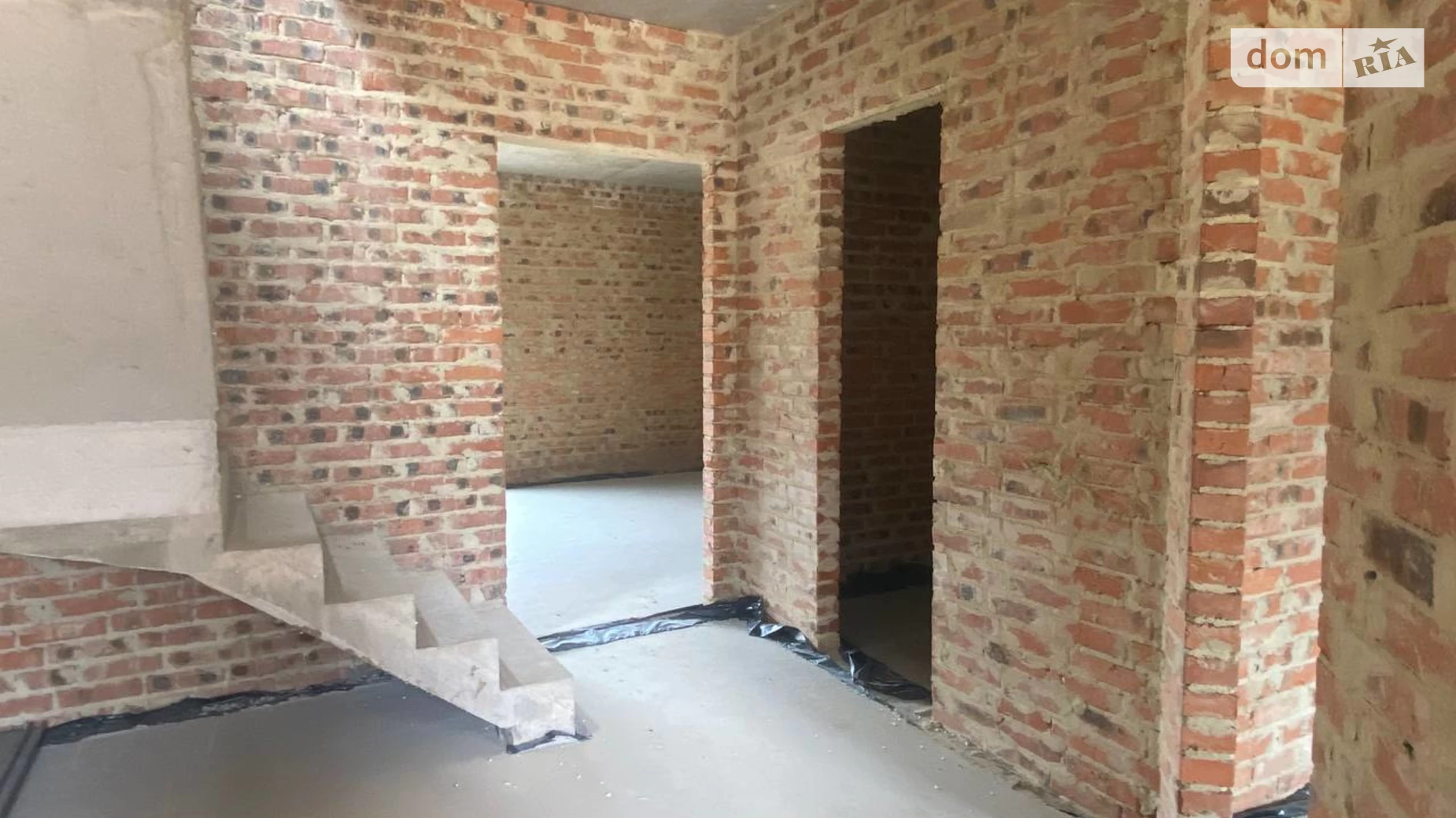ул. Кулика и Гудачека(Макарова) Ювилейный Ровно, цена: 65000 $ - фото 5