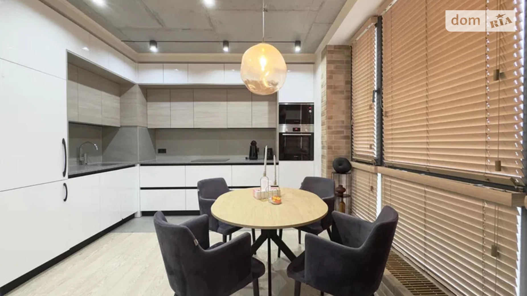 Продается 2-комнатная квартира 76 кв. м в Киеве - фото 3