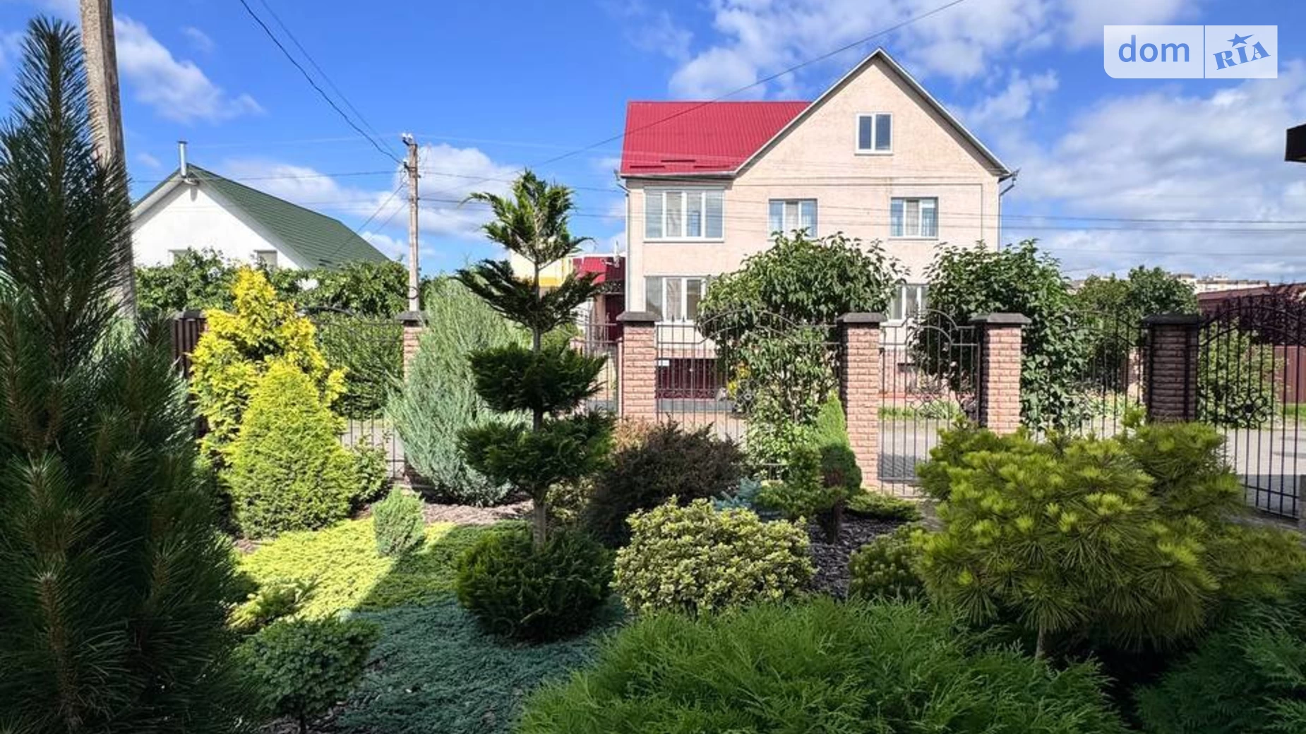 Продается дом на 2 этажа 248.8 кв. м с гаражом, цена: 255000 $ - фото 3