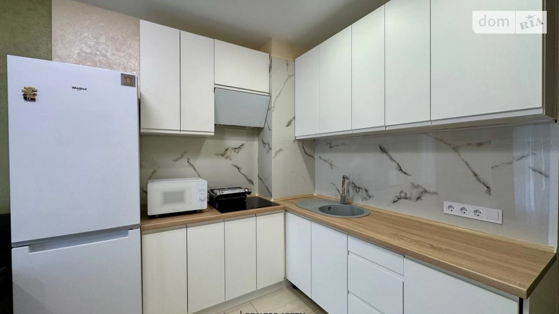 Продається 1-кімнатна квартира 38 кв. м у Дніпрі, вул. Набережна Перемоги, 112Д/4 - фото 3