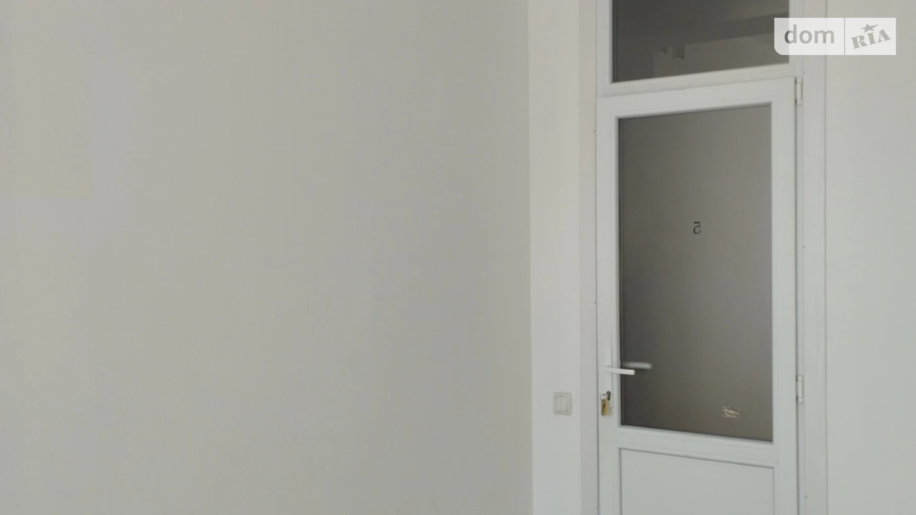 Здається в оренду офіс 11 кв. м в бізнес-центрі, цена: 4200 грн - фото 4