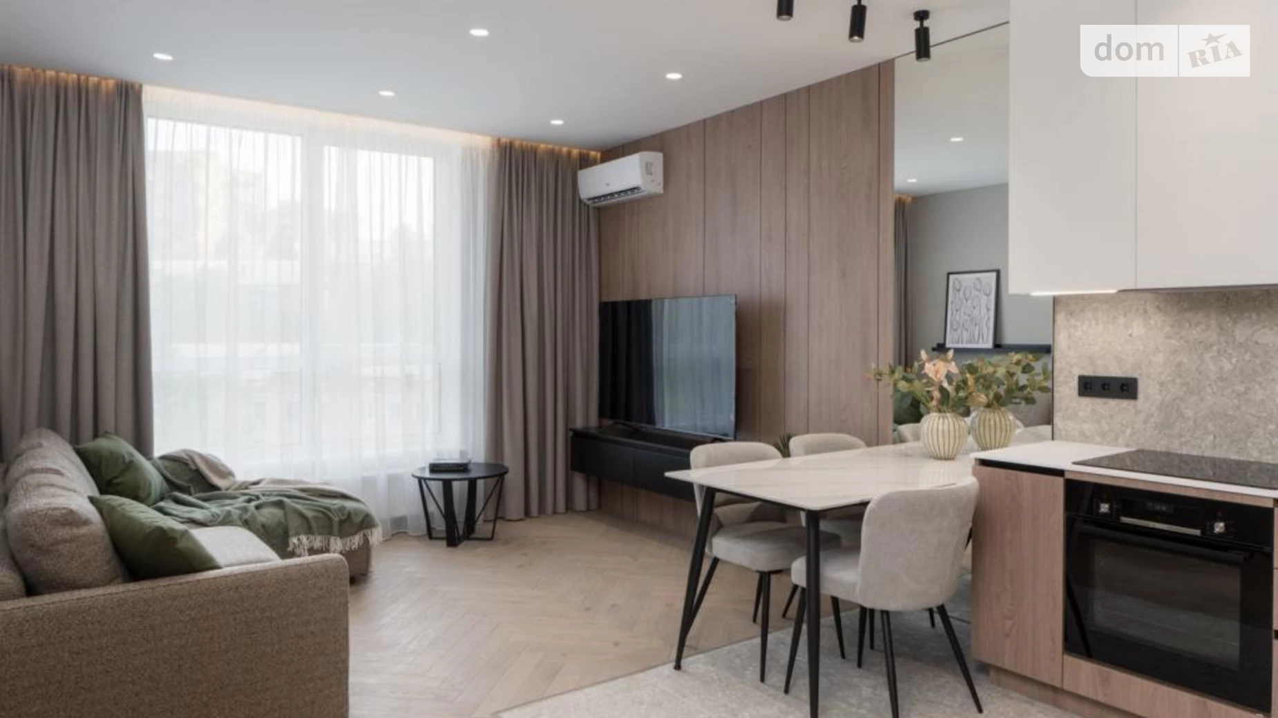 Продается 1-комнатная квартира 53 кв. м в Киеве - фото 2