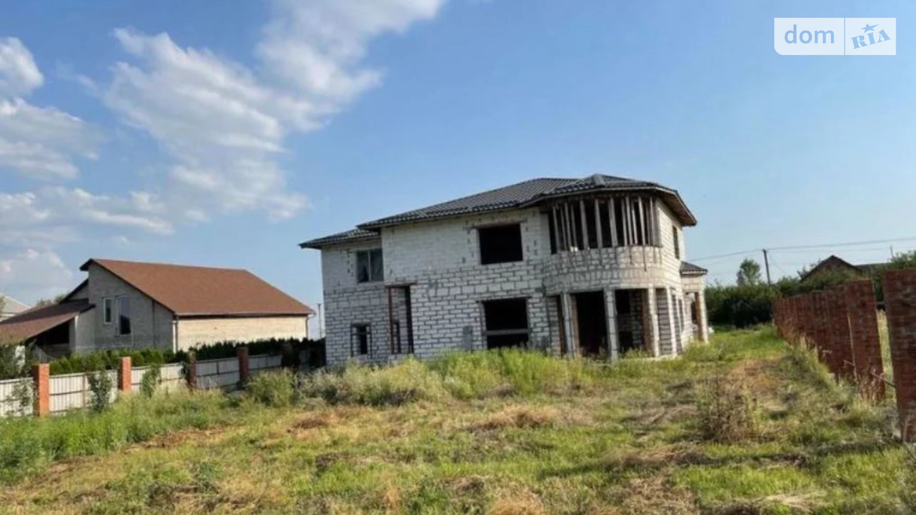 Продается дом на 2 этажа 300 кв. м с подвалом, цена: 45000 $ - фото 4
